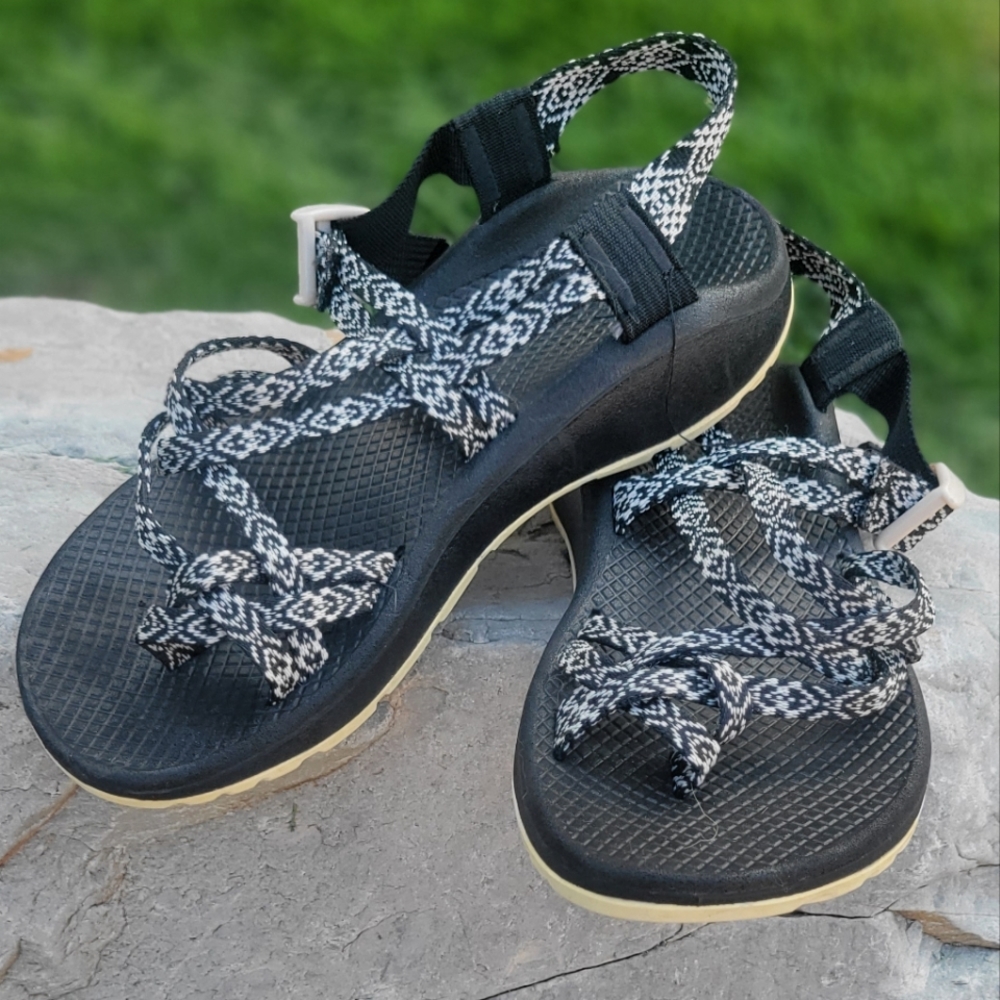 Women's Chaco Hiking Sandles size 8